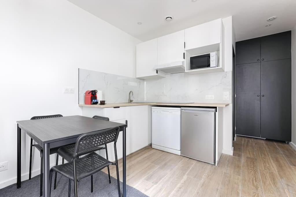Charming 1br In Heart Of 10th Appartement *